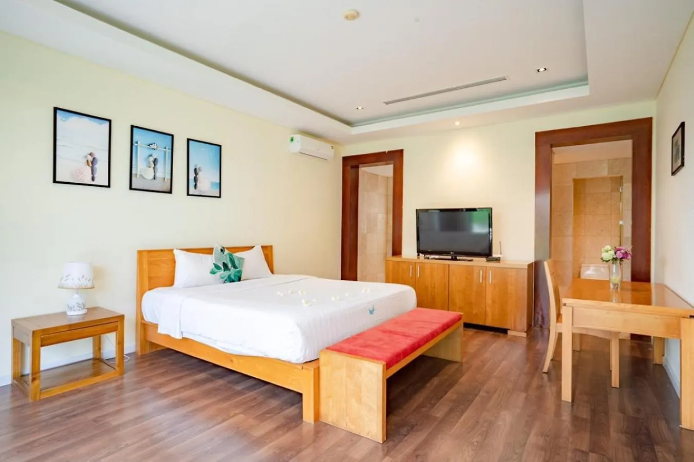 The Ocean Villa Da Nang