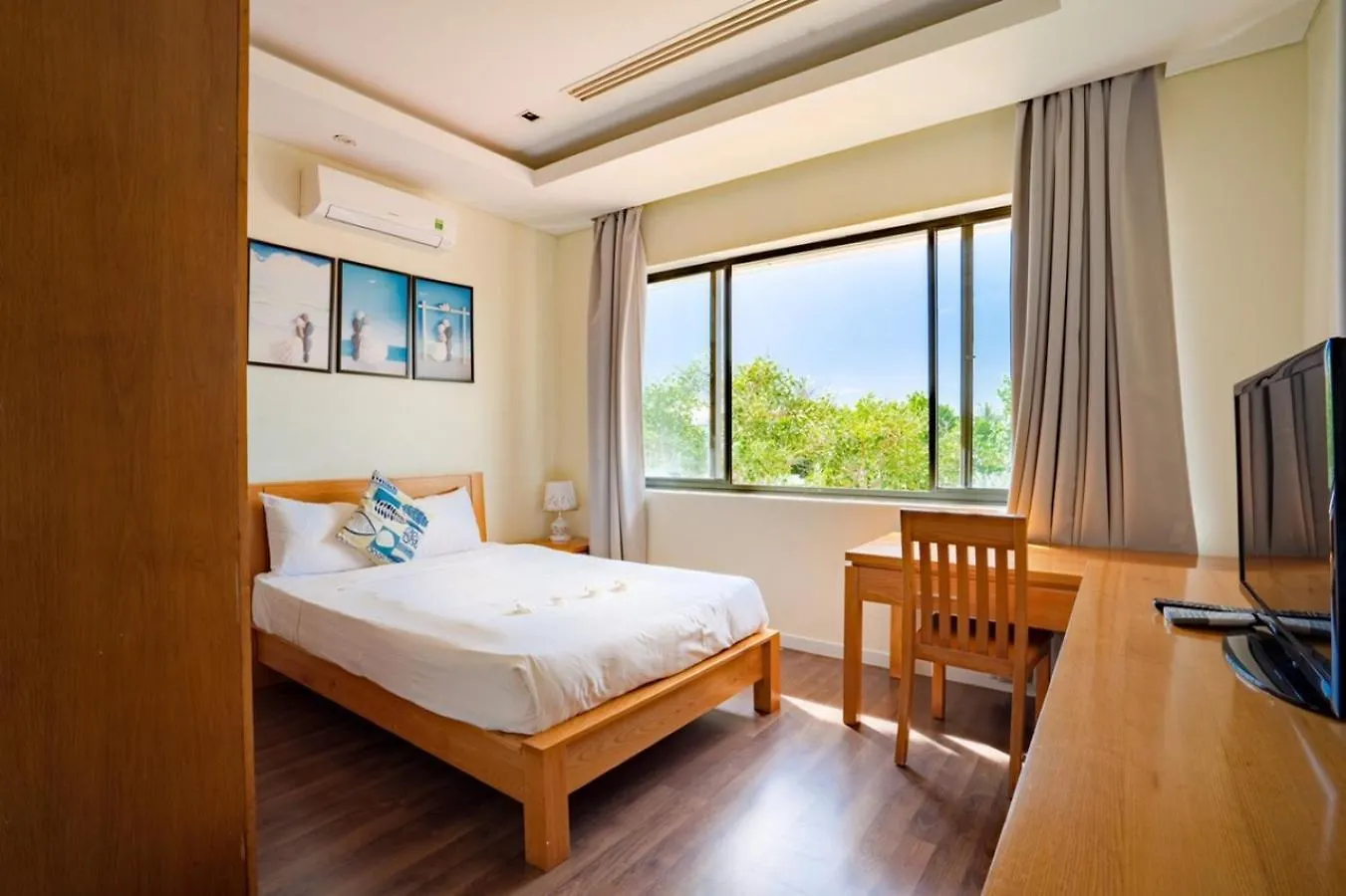 The Ocean Villa Da Nang