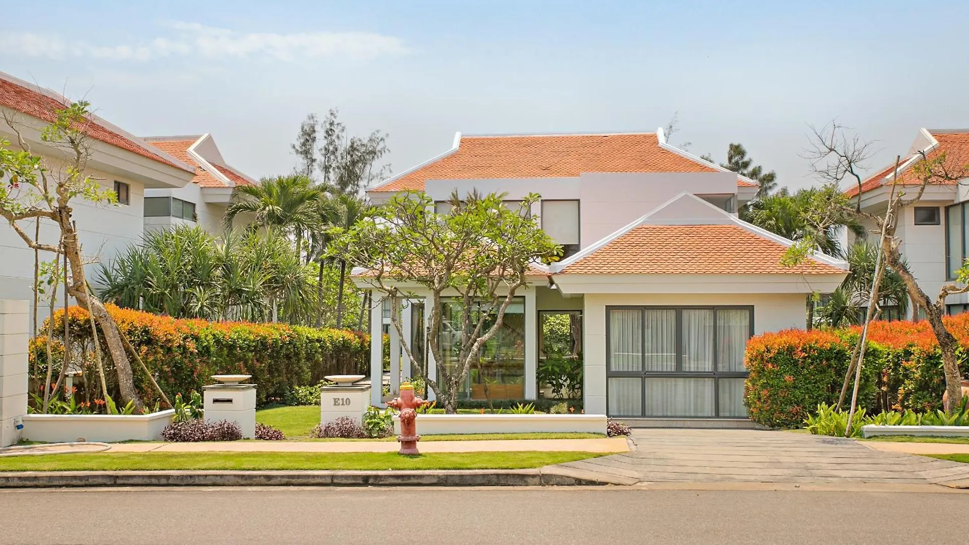 The Ocean Villa Da Nang 0*,